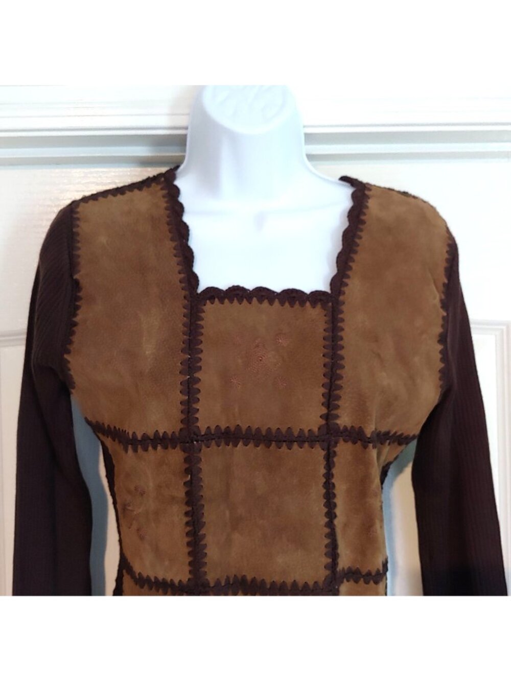 Womens Suede Patchwork Sweater Tonal Embroidered Western Boho Granny 90s - Picture 3 of 8